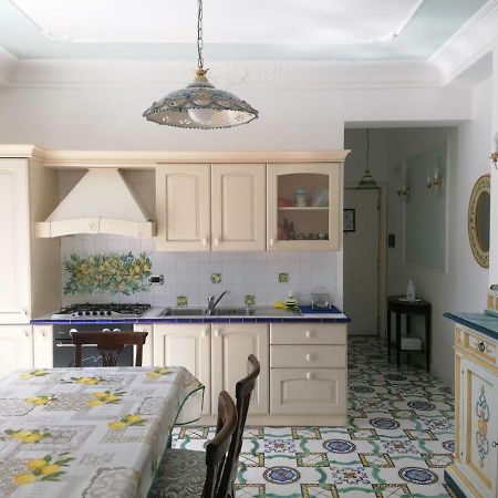 La Casa Di Rosa Appartement Sorrento Buitenkant foto