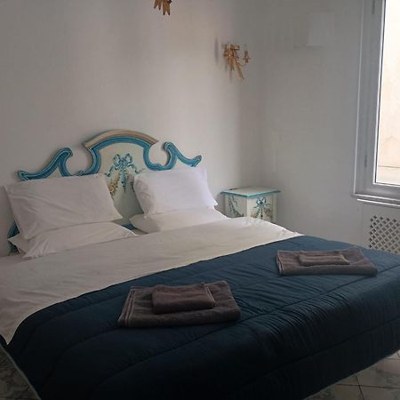 La Casa Di Rosa Appartement Sorrento Buitenkant foto