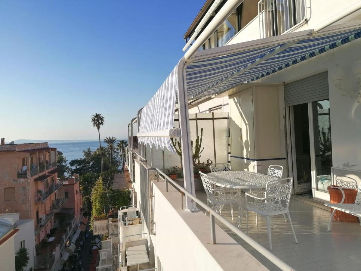 La Casa Di Rosa Appartement Sorrento Buitenkant foto