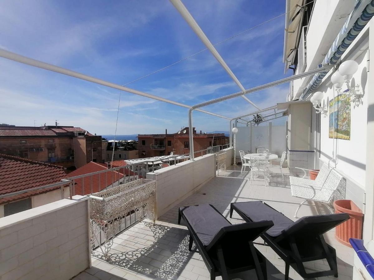 La Casa Di Rosa Appartement Sorrento Buitenkant foto